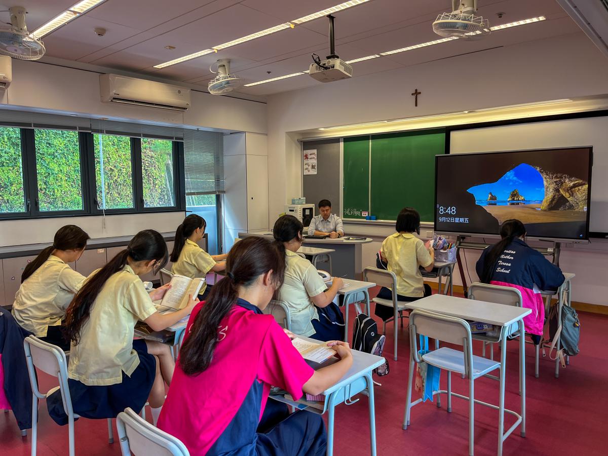 早讀進行中，勿擾